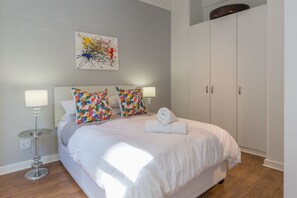 Luxury-Apartment, 1 Schlafzimmer | 1 Schlafzimmer, hochwertige Bettwaren, Bügeleisen/Bügelbrett