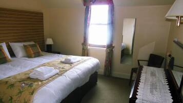 Egyptian cotton sheets, premium bedding, individually decorated