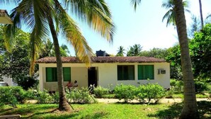 Exterior - Savannah Cottages (Mombasa)