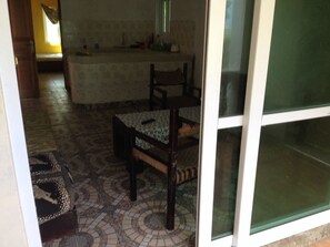 Interior entrance - Savannah Cottages (Mombasa)