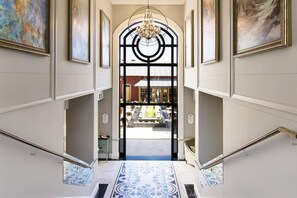 Interior entrance - The Weinberg Windhoek (Windhoek)