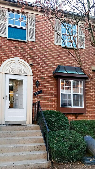 Carriage Guest House