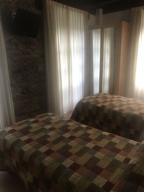 Deluxe Twin Room - Hotel Mirador de Barcia (Ribeira de Piquin)