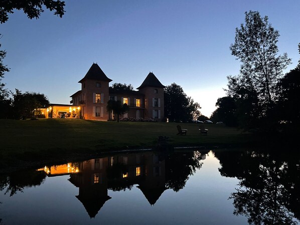 Front of property - Castel Bois Marie (Montauban)