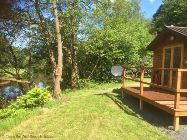 Deluxe Cabin, 1 Bedroom, Non Smoking, River View | Property grounds - Rashfield Sheilings (Dunoon)