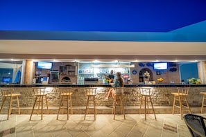 Snack bar