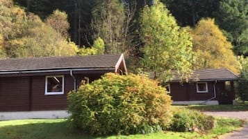 Deluxe Chalet, 2 Bedrooms, Non Smoking, Park View | Exterior