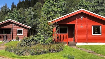 Deluxe Chalet, 2 Bedrooms, Non Smoking, Park View | Exterior