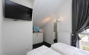 3 chambres, fer et planche Ă repasser, accĂšs Internet, draps fournis