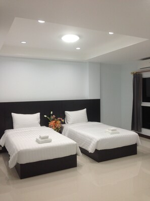 Deluxe Twin Room | 1 bedroom, free WiFi - Praiyanan Place Hotel (Maha Sarakham)