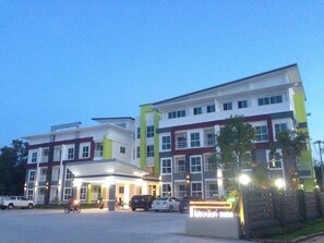 Exterior - Praiyanan Place Hotel (Maha Sarakham)