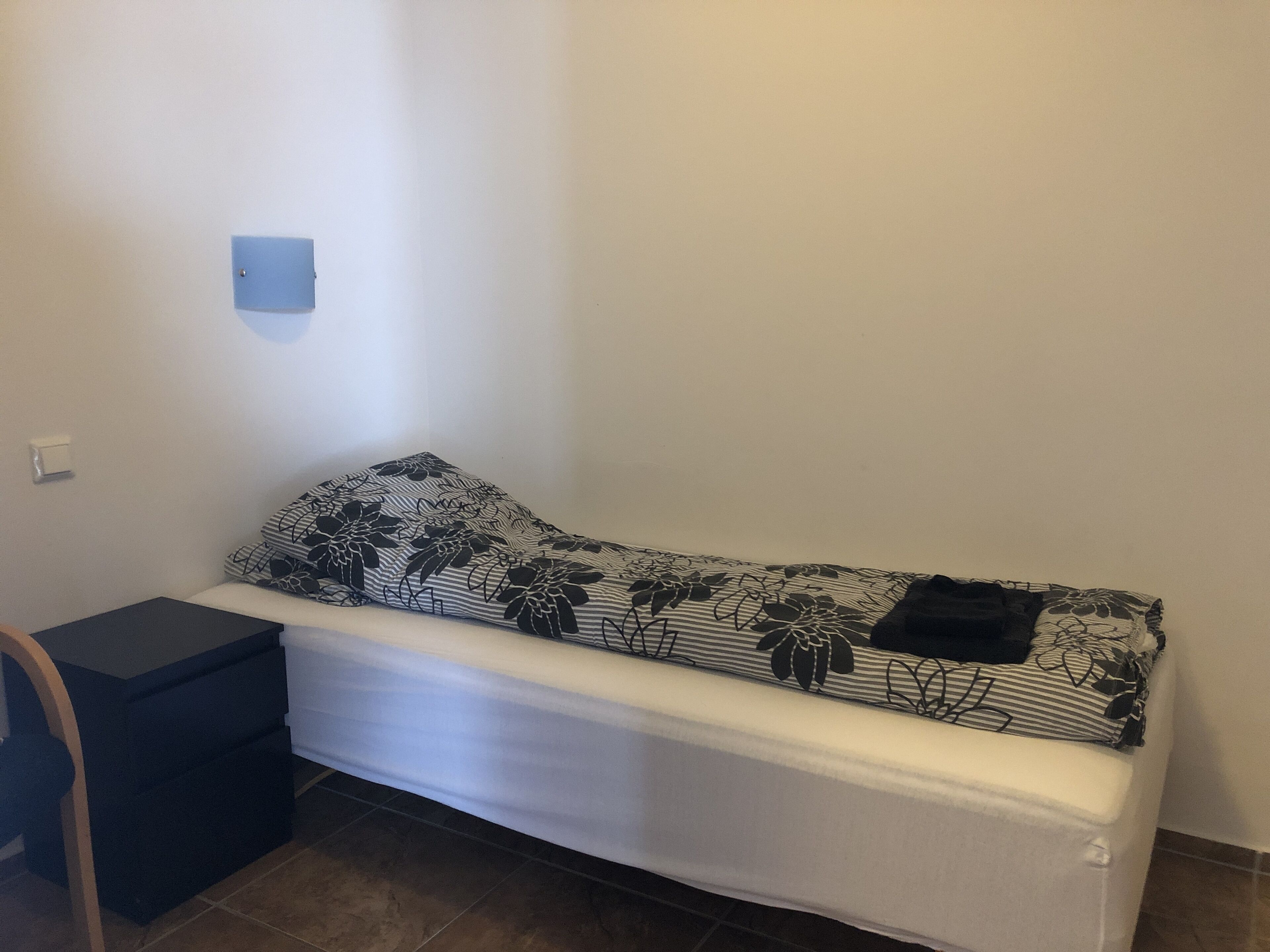 studio apartment - triple | blackout curtains, iron/ironing board, free wifi, wheelchair access
