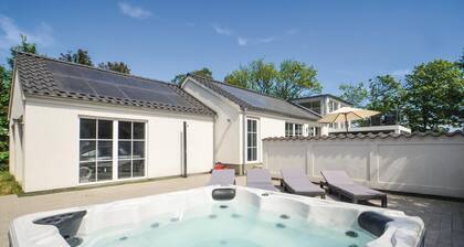 Awesome home in Væggerløse