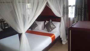 Standard Single Room, Non Smoking | Desk, free WiFi, bed sheets - Twiga Sanctuary Resort (Kisumu)