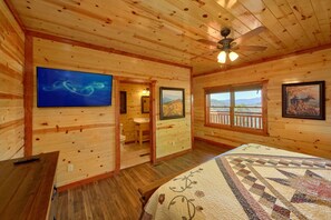 6 makuuhuonetta, silitysrauta/-lauta, internet, vuodevaatteet