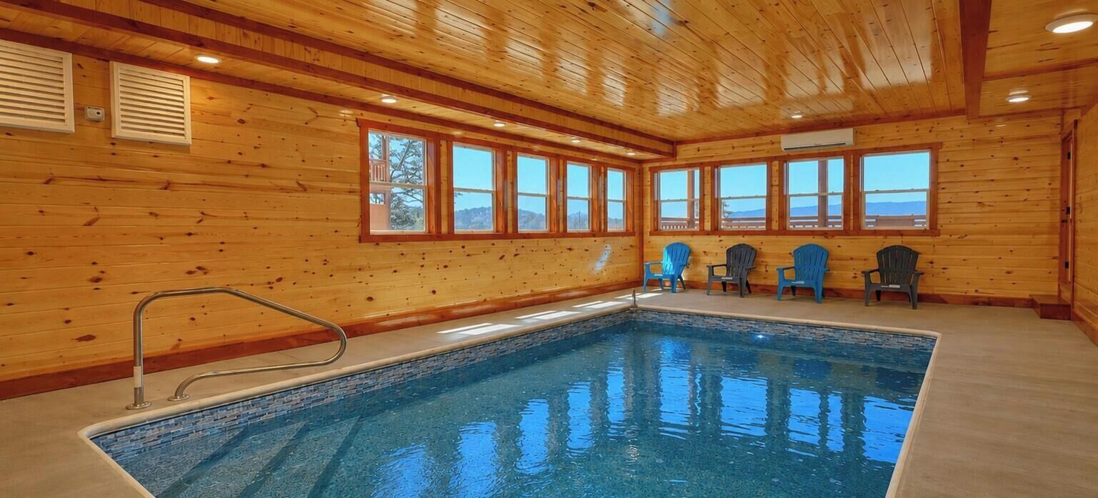 Una piscina techada, una piscina climatizada