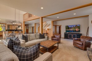 TV, fireplace, foosball, table tennis