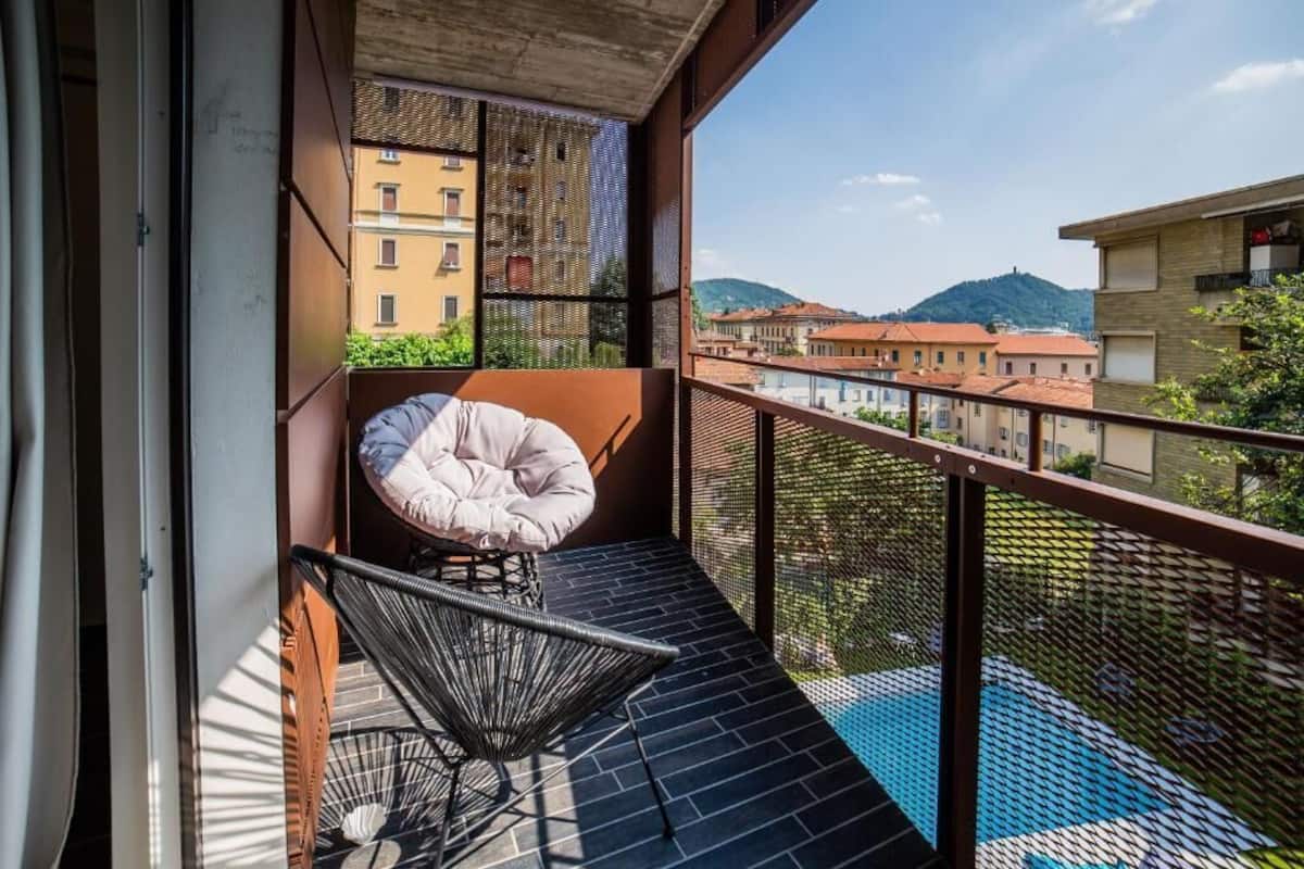 Deluxe Double Room | 1 bedroom, soundproofing, free WiFi, bed sheets