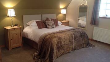 Superior Double or Twin Room, Lake View (Room 1) | Premium bedding, iron/ironing board, free WiFi, bed sheets