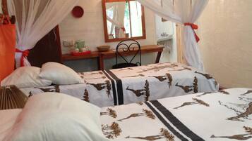 In-room safe, bed sheets