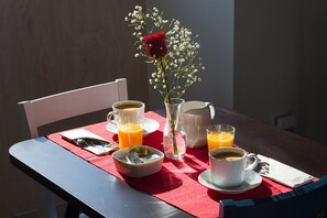 Tägliches inbegriffenes Frühstücksbuffet