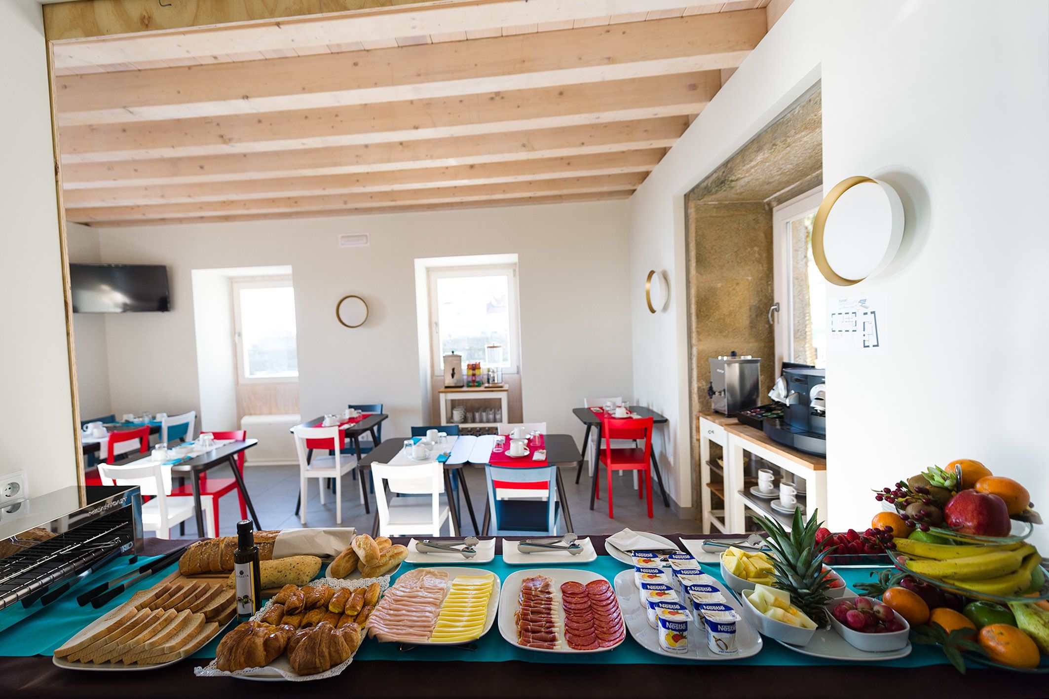 Desayuno bufé gratuito y diario