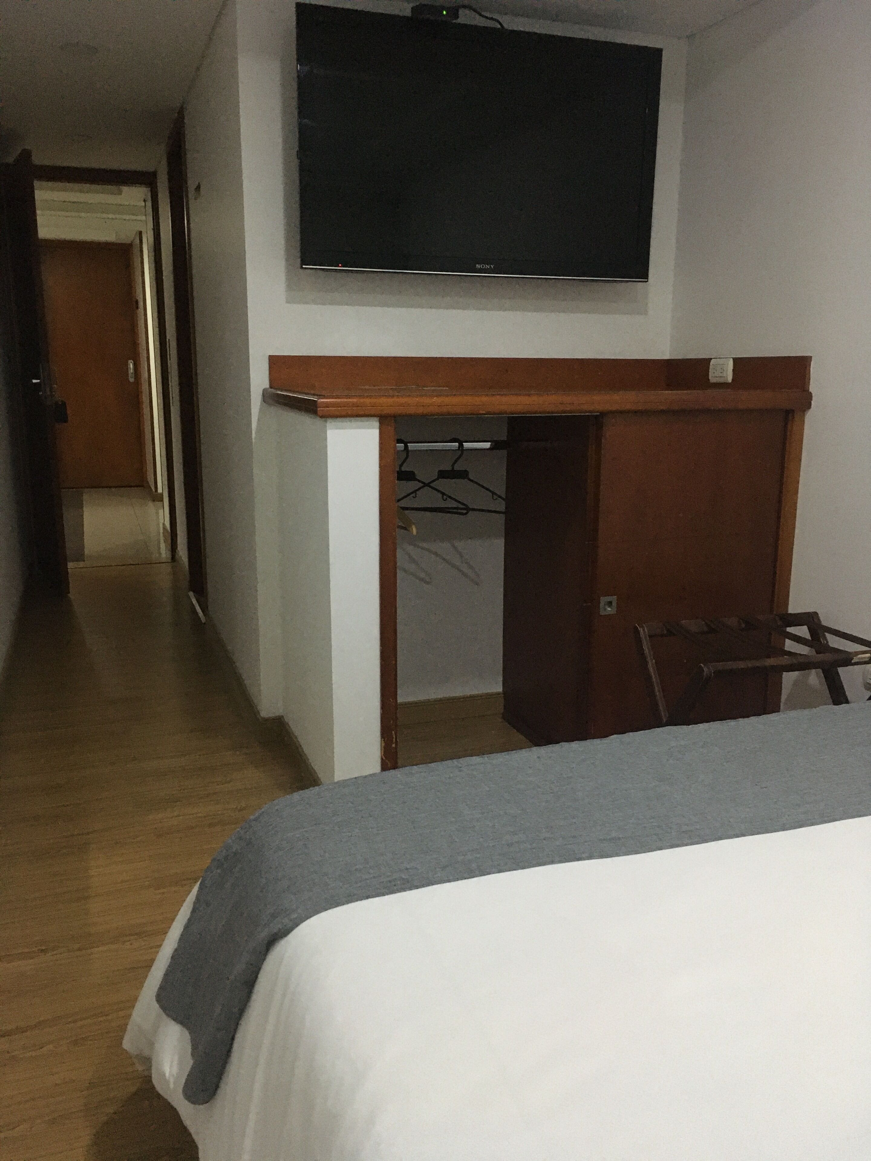 standard single room | 1 bedroom, desk, laptop workspace, free wifi