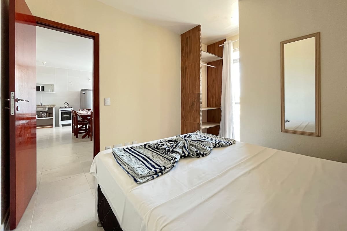 Apartment | 2 bedrooms, individually decorated, individually furnished, desk