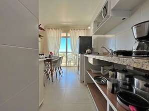 Deluxe Apartment, 4 Bedrooms, Kitchen, Sea View | Private kitchen