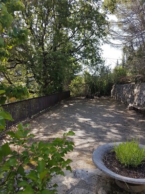 Children’s play area – outdoor - Villa Manoé (Draguignan)