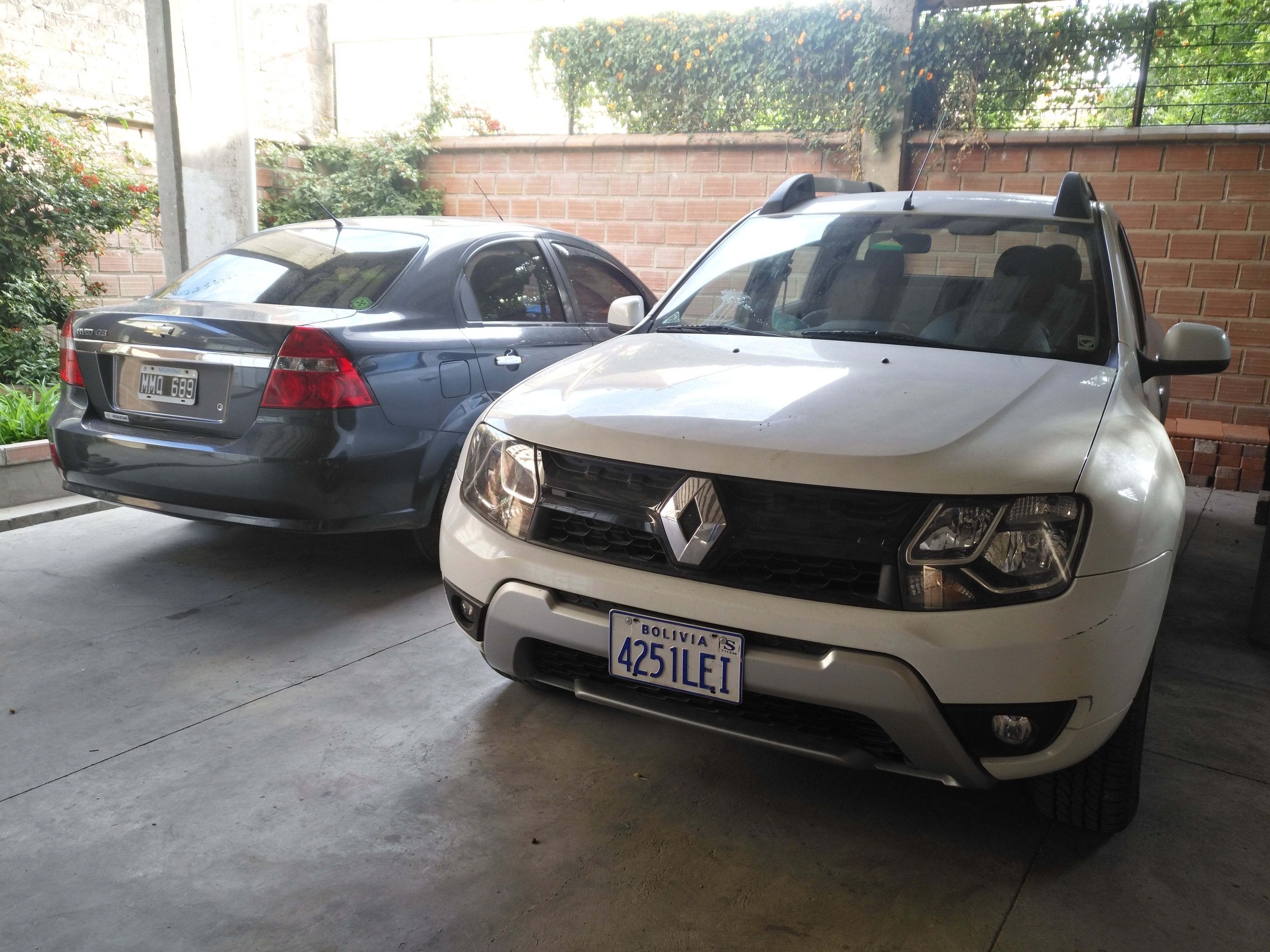 apartment, 2 bedrooms | living area | 42-inch plasma tv with cable channels, tv