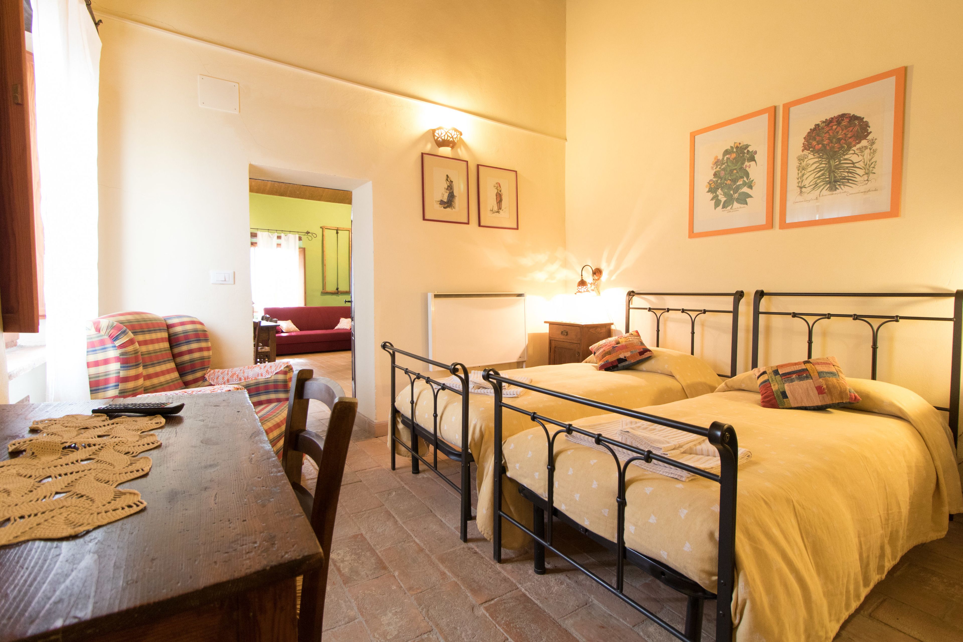 Apartamento, terraza | 1 dormitorio, decoración individual, mobiliario individual y escritorio