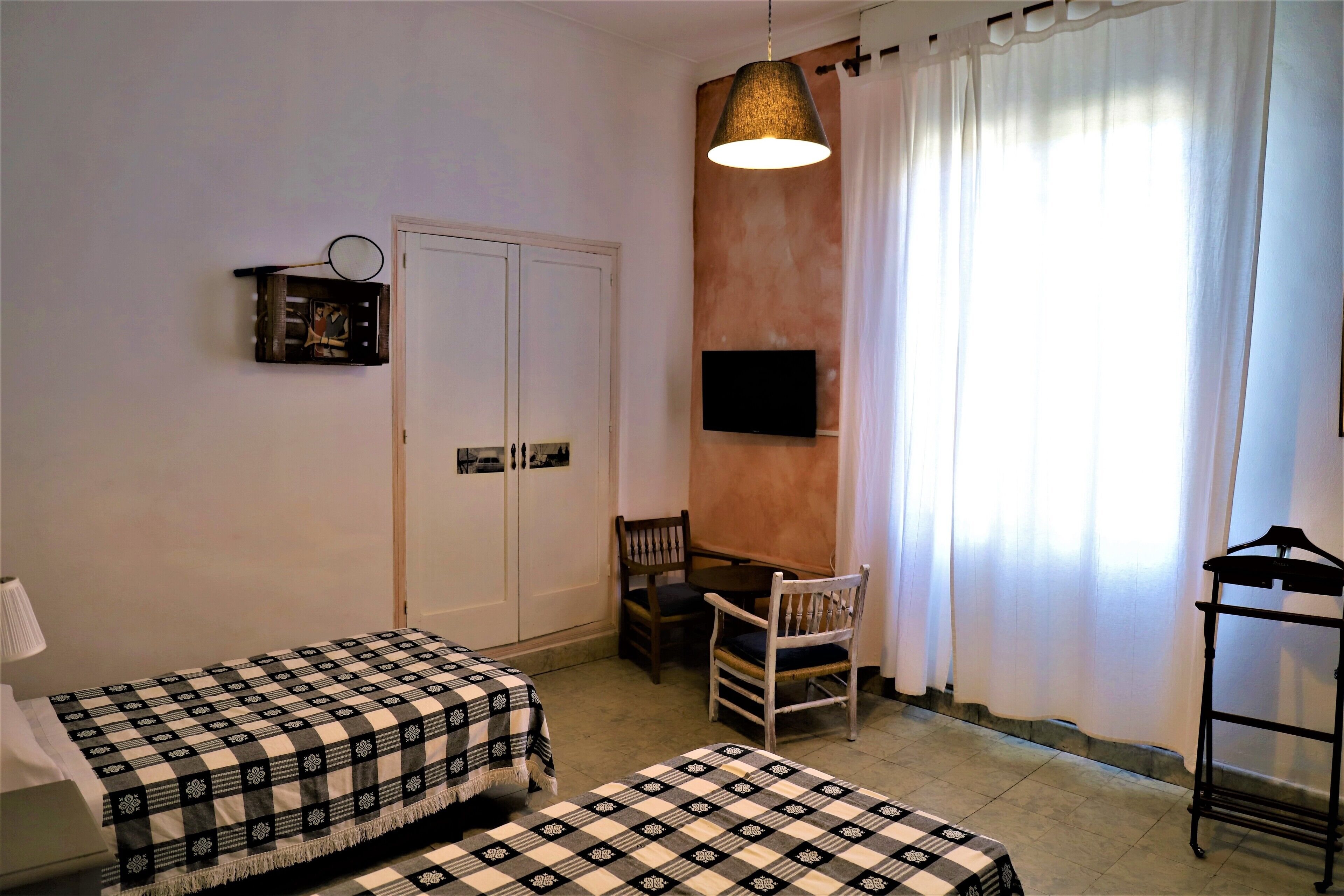 Photo - Hostal Montsoliu