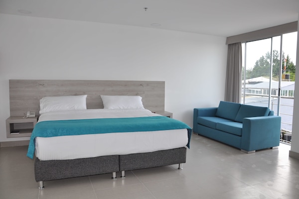 Junior Suite, Kitchen | Premium bedding, minibar, in-room safe, desk