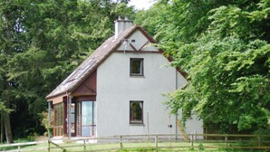 Exterior - Flowerburn Holiday Homes (Fortrose)
