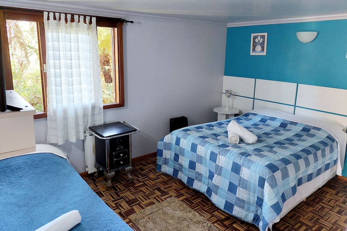 Cabin tiện nghi đơn giản, nhiều giường, không hút thuốc | 1 phòng ngủ, màn/rèm cản sáng, truy cập Internet không dây miễn phí