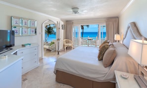 Villa | 3 bedrooms, premium bedding, desk, iron/ironing board