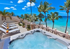 Piscine sur le toit