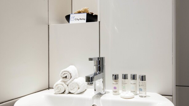 City Apartment, 2 Bedrooms (TL23) | Bathroom | Free toiletries, towels - The North End Road Residence (London)