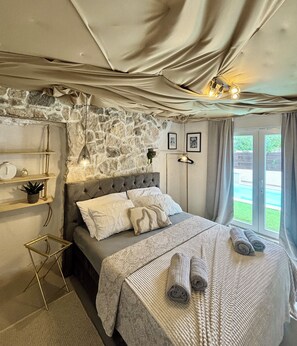 3 chambres, fer et planche à repasser, lit parapluie, Wi-Fi gratuit
