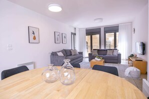 Televisio, työhuone