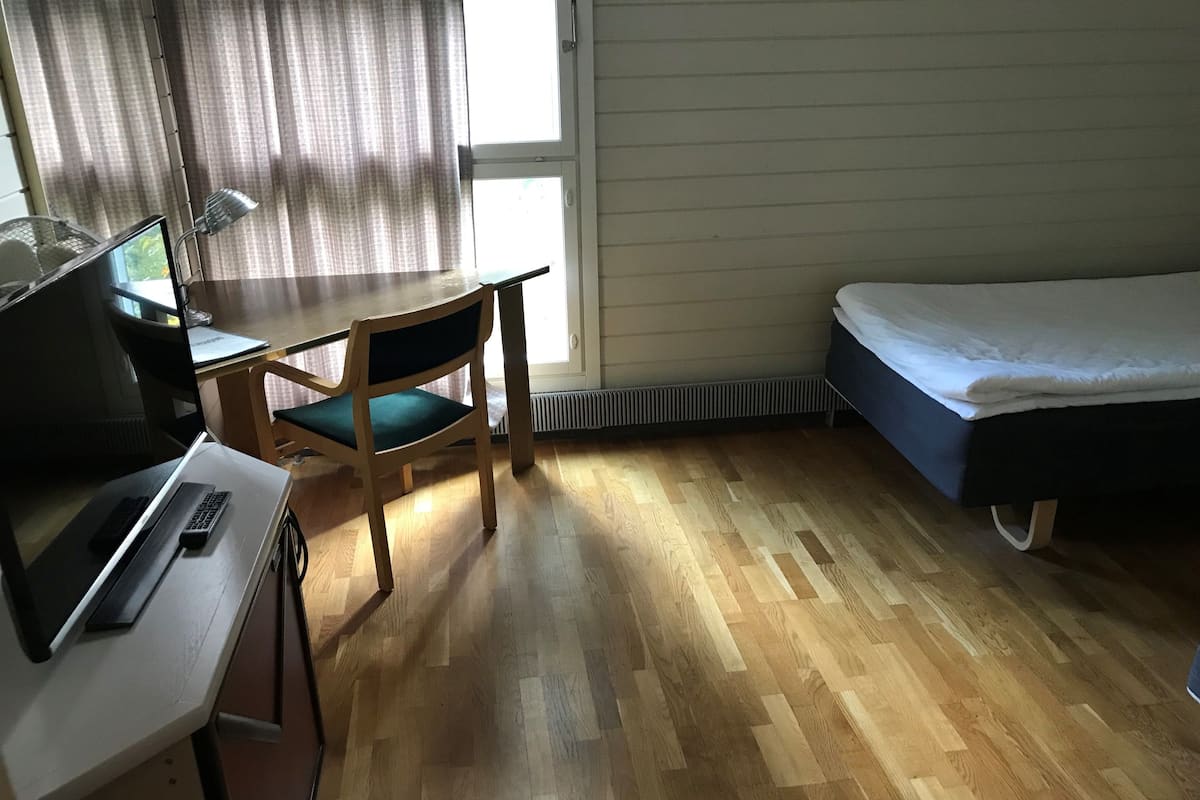 單人房 | 書桌、熨斗/熨衫板、免費 Wi-Fi