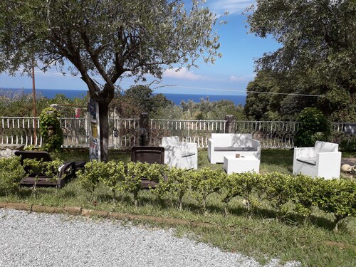 Romantic studio with sea view inside Casale San Francesco resort