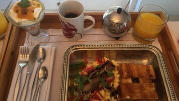 Gratis frukost enligt egen beställning varje dag