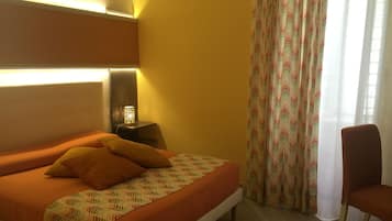 1 chambre, accès Internet, draps fournis