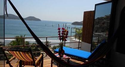 Winters Discount! - Stunning Bay-Ocean-Beach Vu 2 BR/2 Bth Split Level Condo