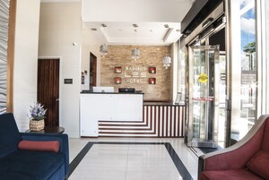 Check-in/check-out kiosk