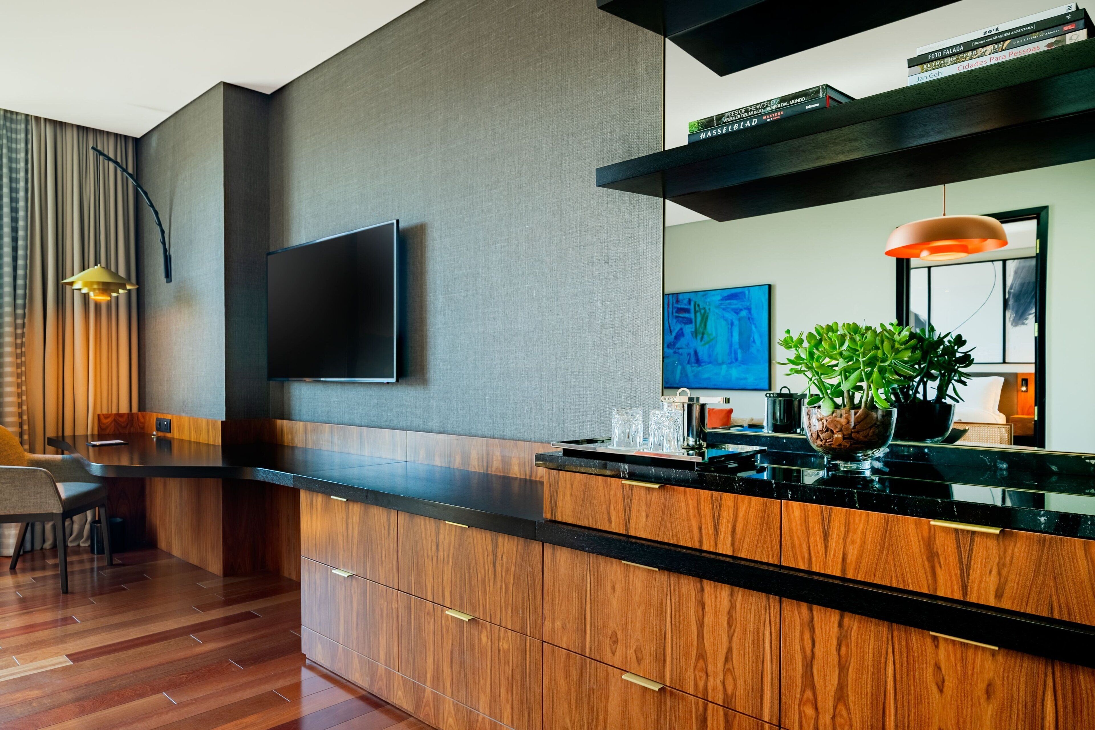 luxury suite, 1 double bed, non smoking | living room | 55-inch smart tv with cable channels, tv