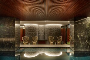 Indoor pool, outdoor pool