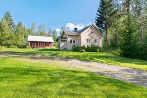 Exterior - Savenkaita (Tuusniemi)